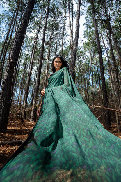 Rooted Canopy Fern Sari